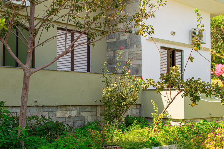 4, Giola Apartments And studios 1, East Macedonia and Thrace