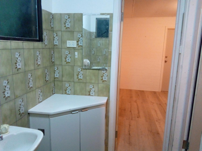 Others 3, Homestay upon Kenwick Station, Perth
