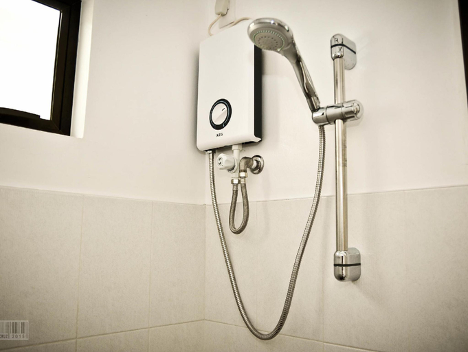 Bathroom 4
