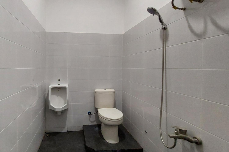 Bathroom 4