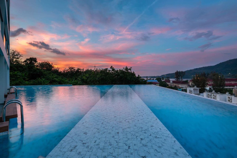 Sport & Beauty 4, Sea View Suite C64 in Oceana near Beach, Phuket Island