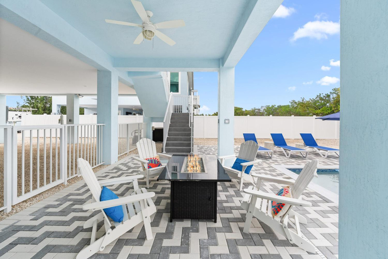 Others 4, Blue Pearl New Waterfront Haven with Heated Pool ,70 Foot Dock, and More!, Monroe