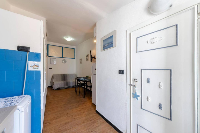 Others 3, JOIVY Inviting 1-bed flat, close to 2 Beaches, Sestri Levante, Genova