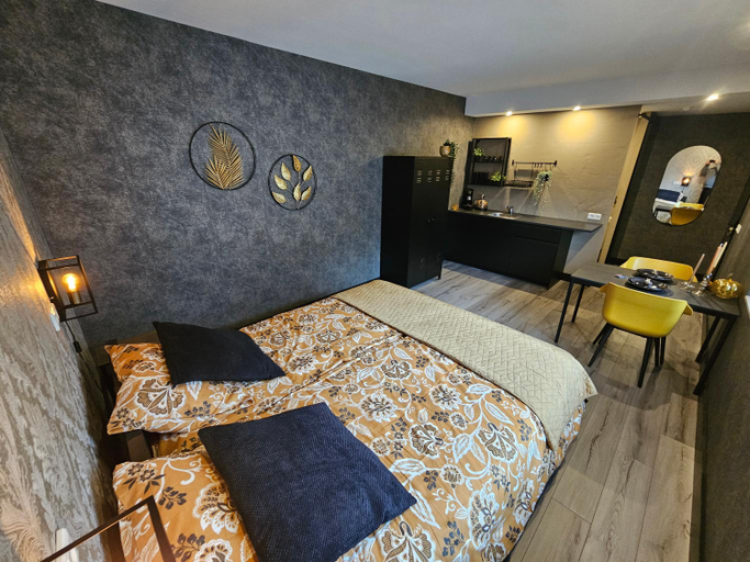 Others 4, City Stay Juliette, Enschede