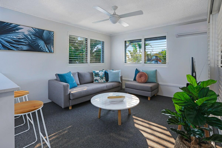 Others 5, Riverside location, Noosa Sound, Noosa - Noosa-Noosaville