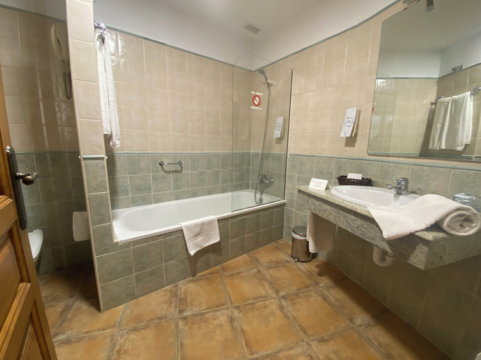 Bathroom 4, Hospedium Hotel Retiro del Maestre, Ciudad Real