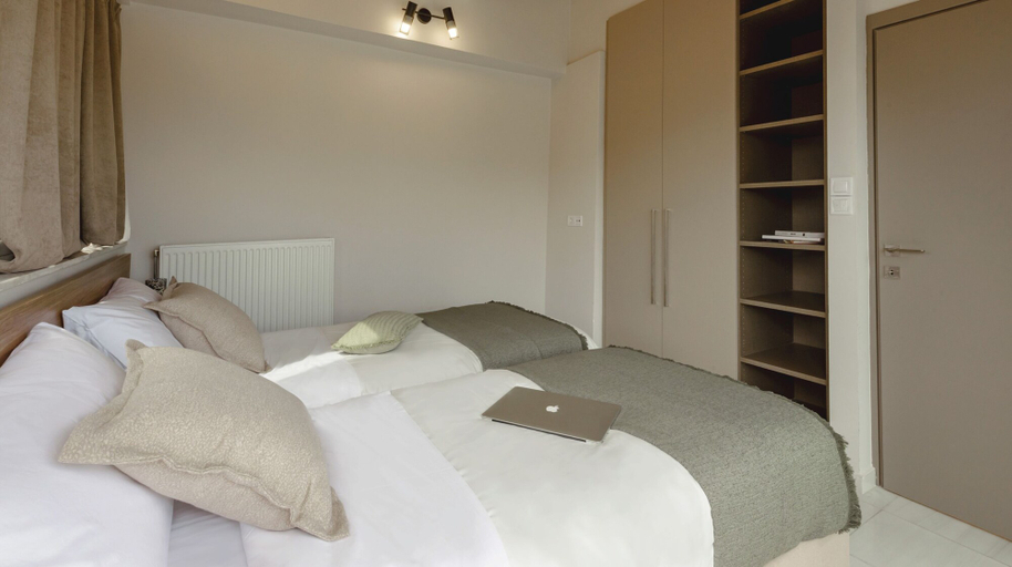 Bedroom 3, Akali apartment Airport by Airstay, Attica