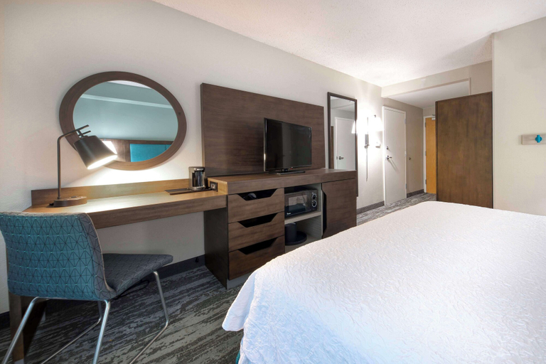 Bedroom 13