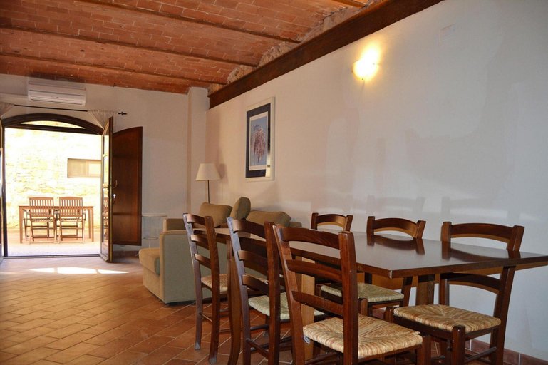 Others 4, Antico Borgo Casalappi, Livorno