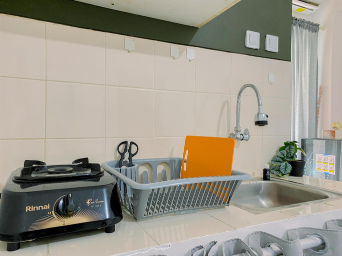 Others 4, Cozy and Simply Look Studio Cinere Resort Apartment By Travelio, Depok