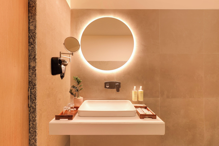 Bathroom 5, Lemon Tree Resort, Somnath, Gir Somnath