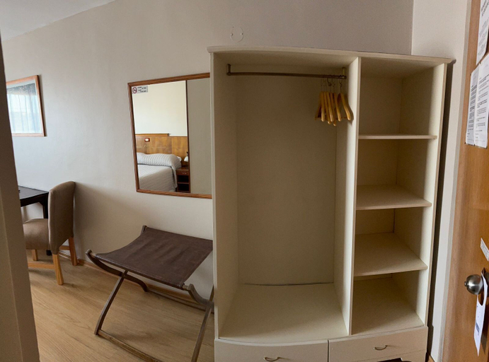Bedroom 3, Hotel Picos del Sur, Lago Argentino