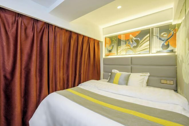 Bedroom 4, Bandao Holiday Hotel, Changde