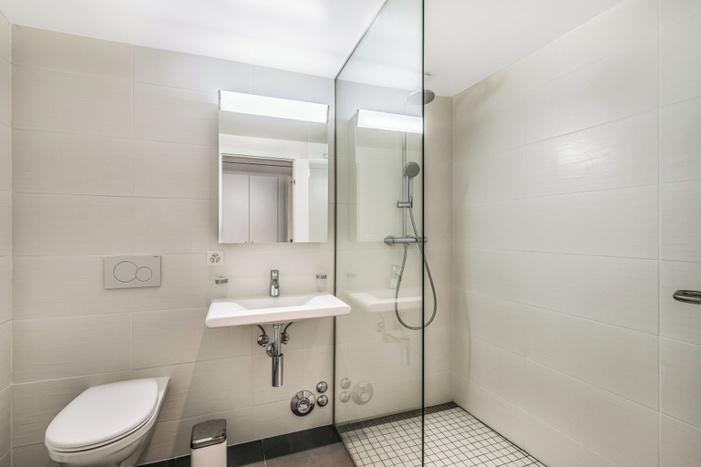 Bathroom 2, Noirettes by Homenhancement, Genève