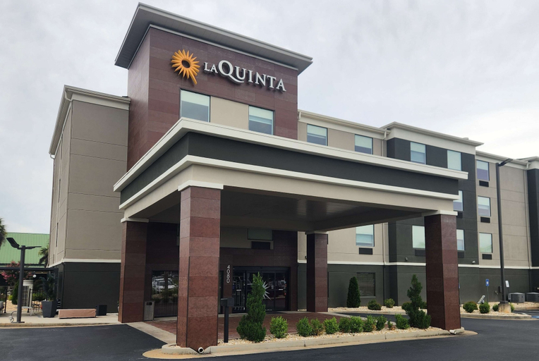 Exterior & Views 2, La Quinta Inn & Suites by Wyndham Warner Robins - Robins AFB, Houston