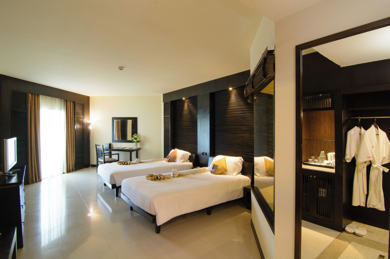 Bedroom 2, The Nouveau Chumphon Beach Resort & Golf, Muang Chumphon