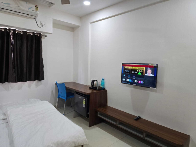 Bedroom 4, DatsunG Studios, Pune