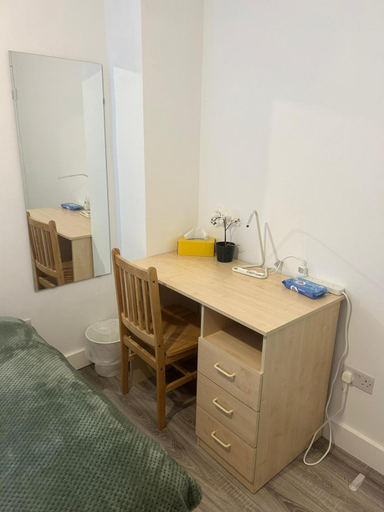 Others 4, Lovely Double Rooms in Euston & Square in Central London, London