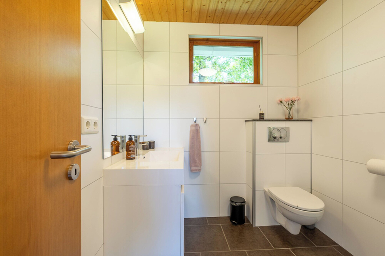 Bathroom 3, Laugavellir House and Tower Suite, Borgarfjarðarsveit