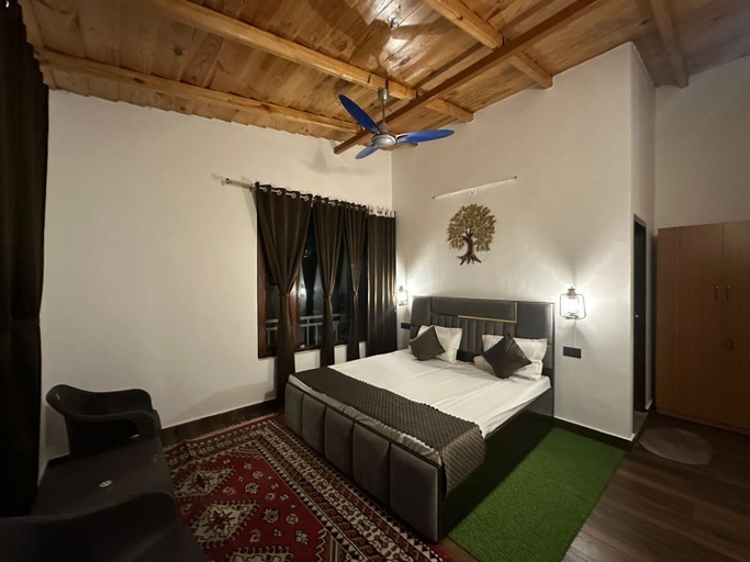 Others 5, Heaven by lake & woods, Nainital