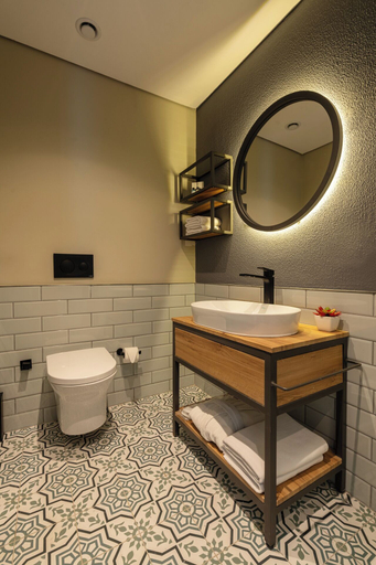 Bathroom 5, The Superior Living Kağıthane, Kağıthane