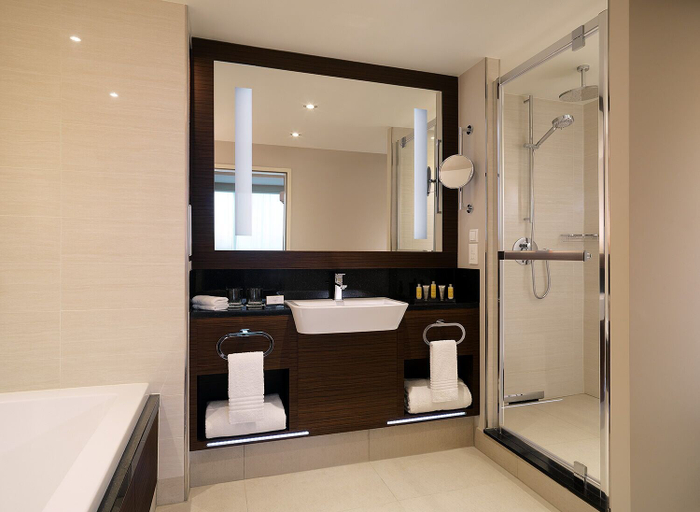 Bathroom 5, Warsaw Presidential Hotel, Warsaw