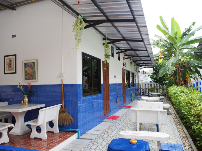 Public Area 3, Runa Runa The Best Guesthouse, Muang Rayong
