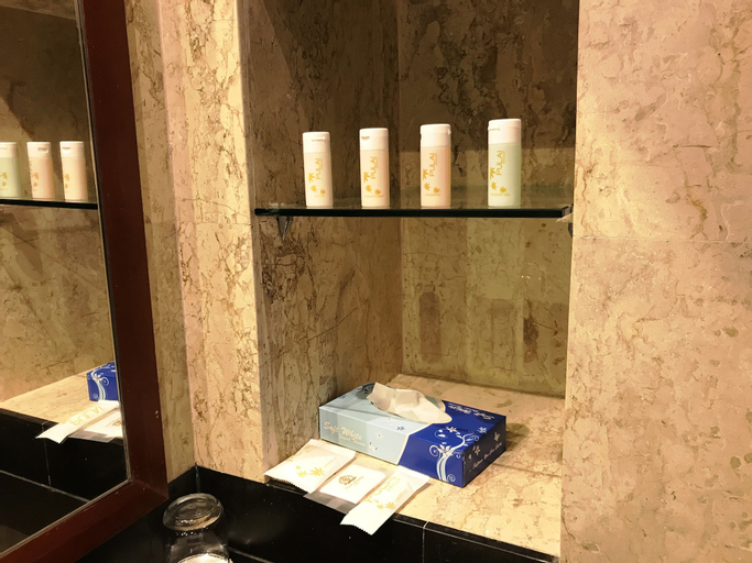 Amenities 18