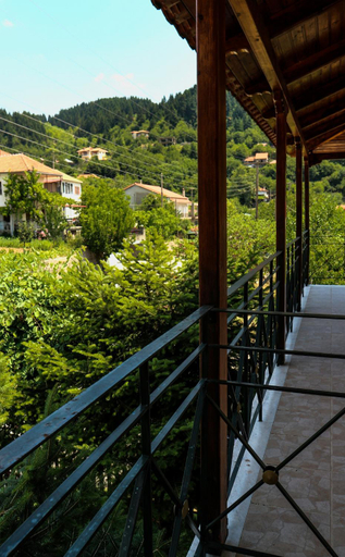 Others 4, Hotel Elatofilito, Epirus