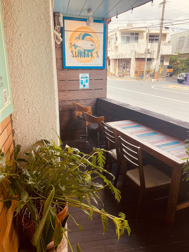 Others 3, Surfer's Hostel, Chatan