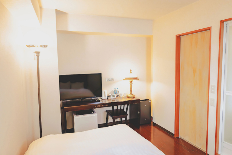Bedroom 2, Van CortLandt Hotel, Aira
