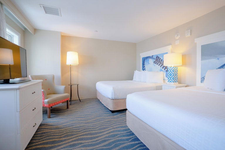 Bedroom 3, Cedar Point's Hotel Breakers, Erie