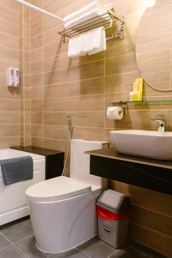Bathroom 5, Ba Tam Vu Sua, District 1