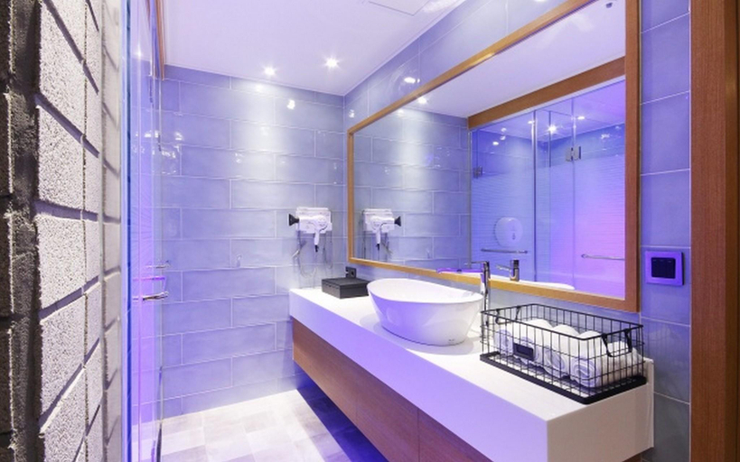 Bathroom, Jinju Hotel The Cloud, Jinju