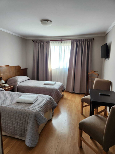 Bedroom 3, Hotel Picos del Sur, Lago Argentino