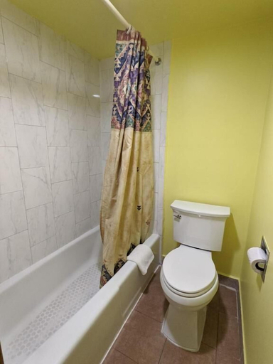 Bathroom 5, Great Plains Budget Inn, Lancaster