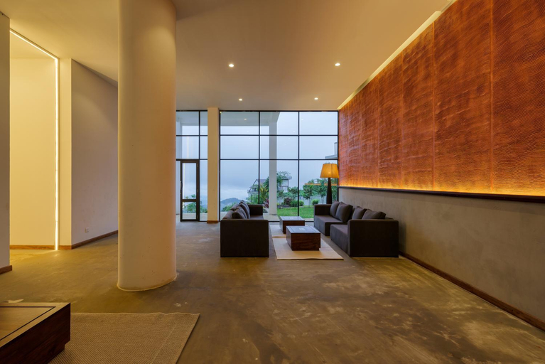Public Area 2, Grand Beragala Boutique Resort, Hildummulla