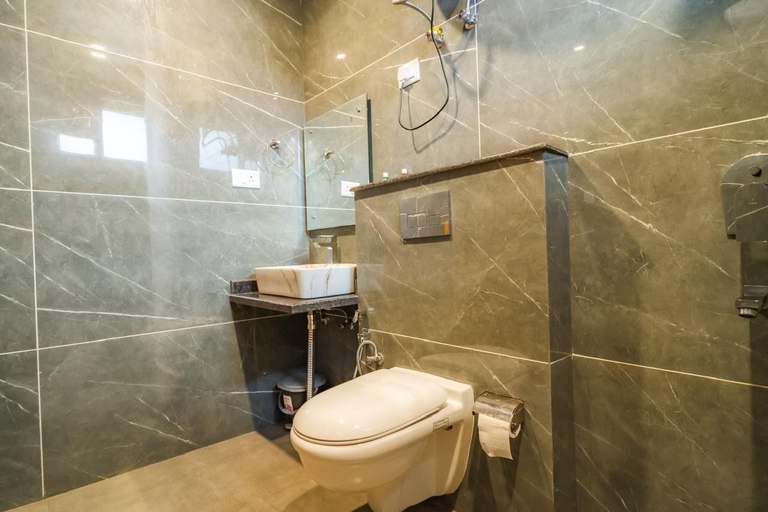 Bathroom 4, Winterfell Stays Mussoorie, Dehradun