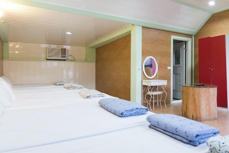 Bedroom 4, Kentting Dajenshan Chalet, Pingtung