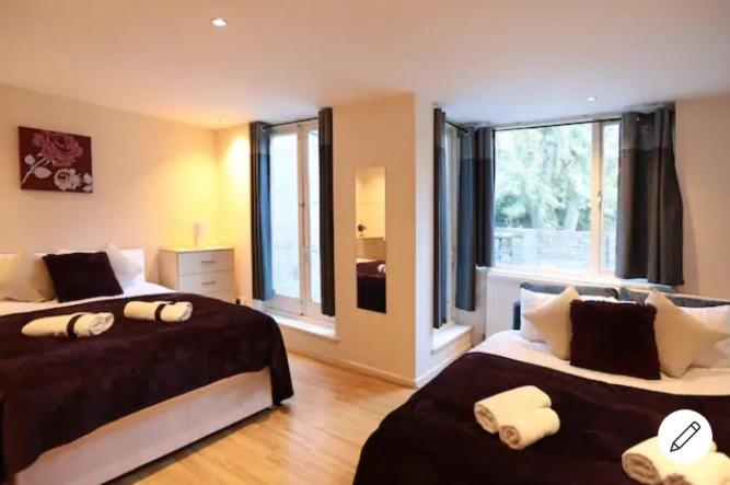 Others 3, Fabulous Private Bedrooms near Euston Station, Central London, London