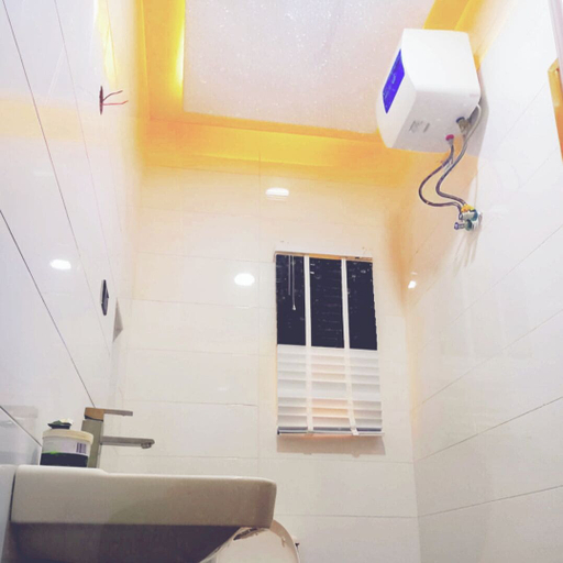 Bathroom 4, Samson Oyishoma, AbujaMun