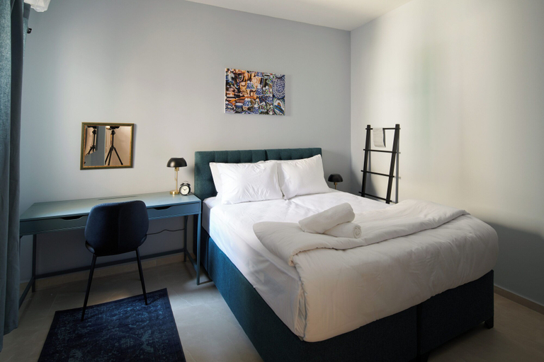 Room 2, Machne Yehuda Vacation Apartment