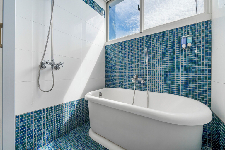 Bathroom 3, Green Beauty Homestay, Pingtung