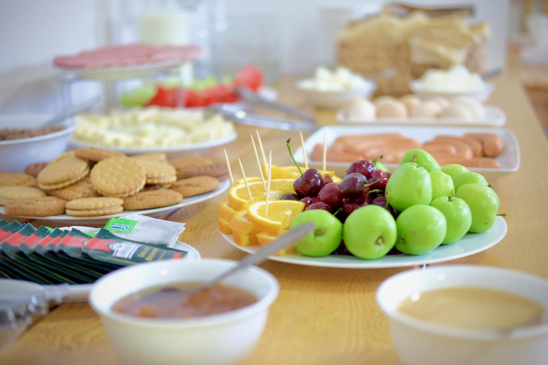 Food & Drinks 5, Dil Hill by Sam