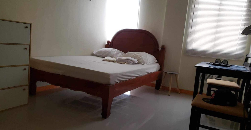 CRYSTAL CONDO RENTAL, Calamba City