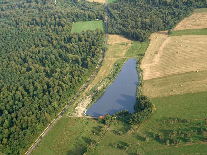 Others 5, Gite atypique au bord de leau, Moselle