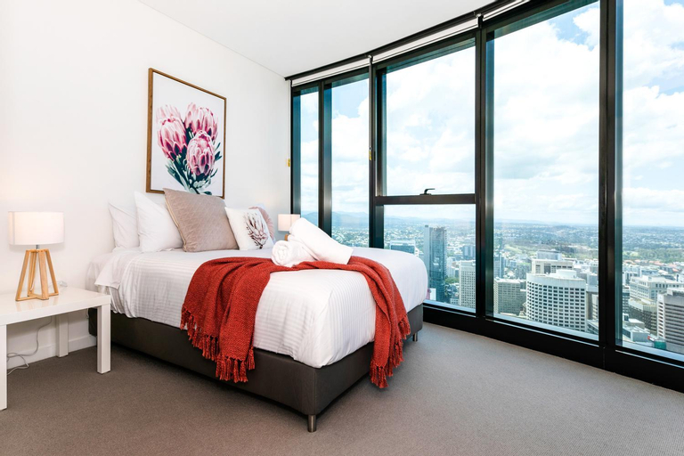 Bedroom 3, Lvl 59 Skytower Amazing Views CBD Wifi Carpark by Stylish Stays, Brisbane