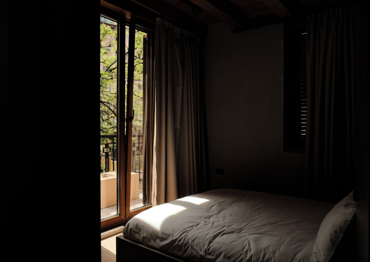 Bedroom 3, Faces & Places Boutique Hotel, Tiranës