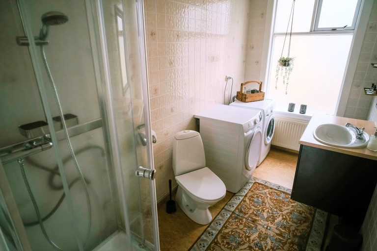 Bathroom 3, Dúlluhús - Apartments by Aldan, Seyðisfjörður