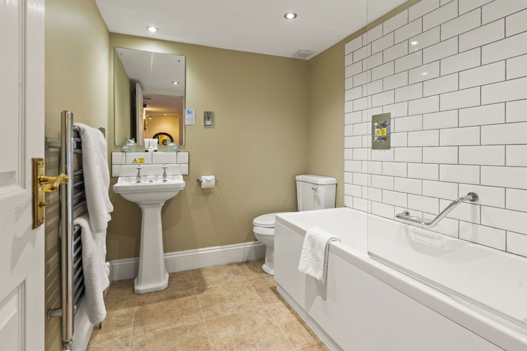 Bathroom 4, Two Bridges Hotel, Devon